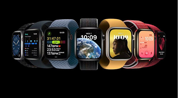 Apple Watch Series 8 GPS + Cellular 45mm Graphite Steel, Midnight Sport