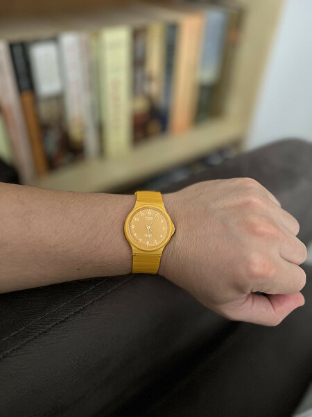 Collection MQ-24B-9BEF (004)