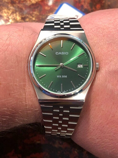 Collection MTP-B145D-3AVEF (006)