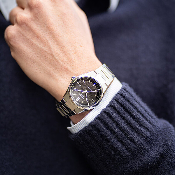 Edifice Automatic EFK-110D-1AER (688)