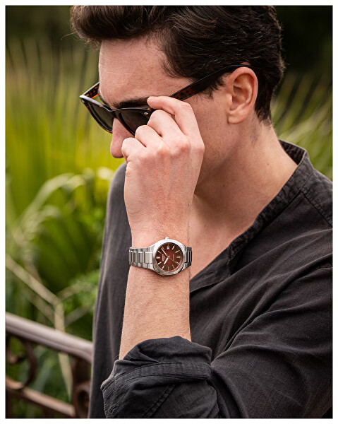 Edifice Automatic EFK-200D-4AER (688)