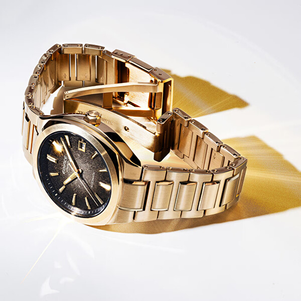 Edifice Automatic EFK-200DG-5AER (688)