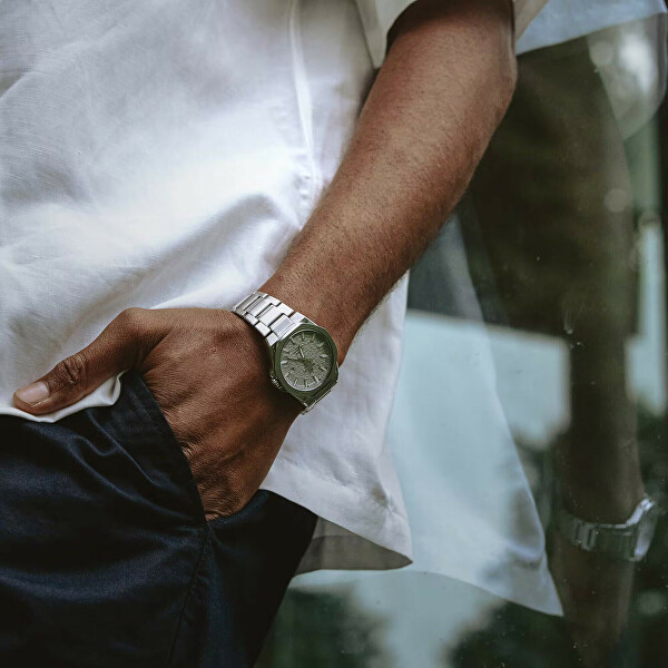 Edifice Classic EFR-S108DE-8AVUEF (006)