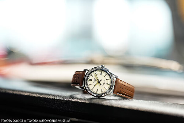 Edifice EFR-109L-7AER (006)