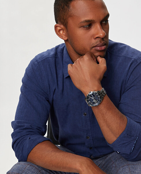 Edifice EFR-556DB-2AVUEF