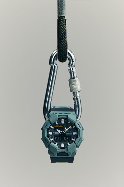 G-Shock Carbon Core Guard GA-010CE-2AER (647)