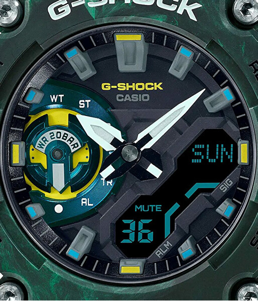 G-Shock Carbon Core Guard GA-2200MFR-3AER (633)