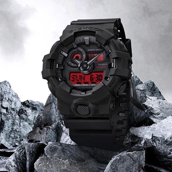 G-SHOCK GA-700BBR-1AER (607)