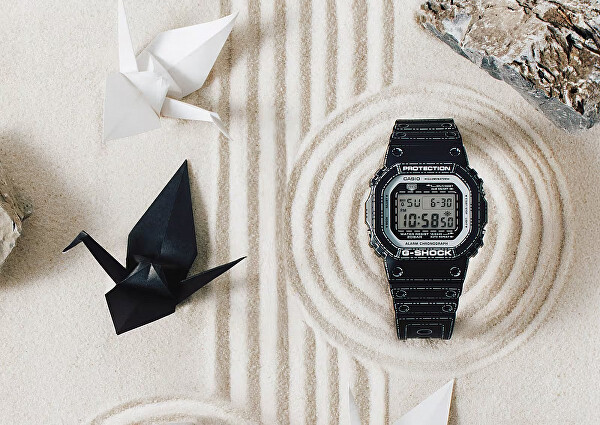 G-Shock Origami Series DW-5600RGM-1ER (322)