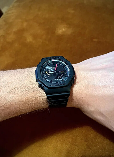 G-Shock Original Carbon Core Guard Bluetooth Solar GA-B2100MF-1AER (666)