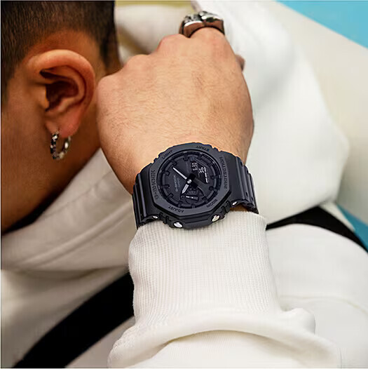 G-Shock Original Carbon Core Guard GA-2100-1A1ER (619)