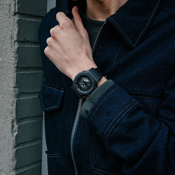 G-Shock Original Carbon Core Guard GA-2100BCE-1AER (619)