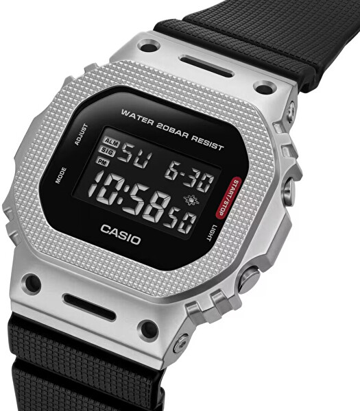G-Shock GM-5600M-1ER (322)