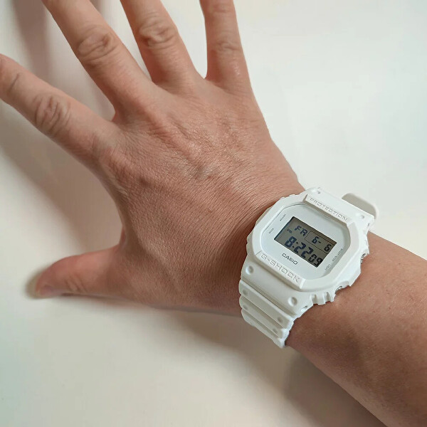 G-Shock White on White DW-5600WW-7ER (322)