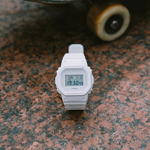 G-Shock White on White DW-5600WW-7ER (322)