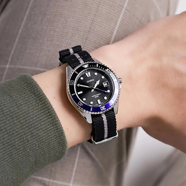 Quartz Collection Baby Duro MDV-10C-1A2VEF (006)