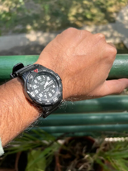 Sport MRW-200H-1BVEG