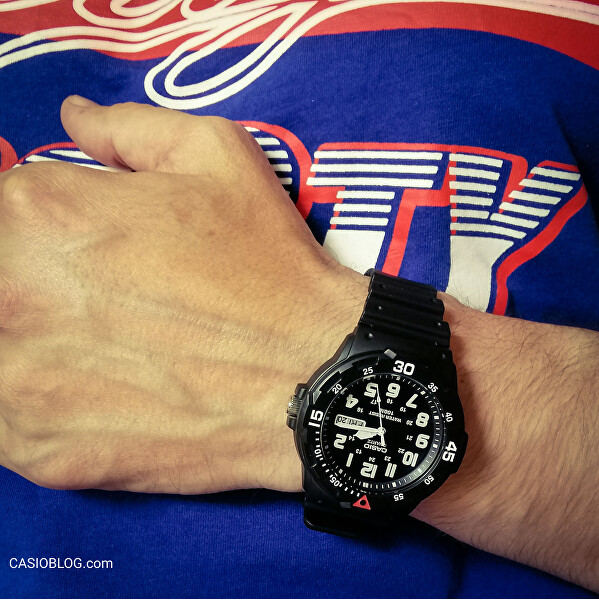 Sport MRW-200H-1BVEG