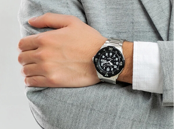 Sport MRW-200HD-1BVEF (006)