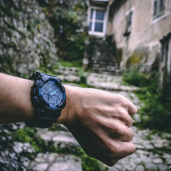 The G/G-SHOCK GA-100-1A2ER (411)