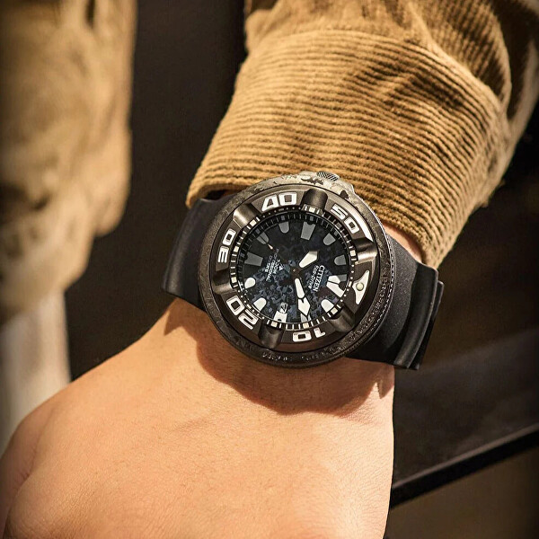 Eco-Drive Godzilla-Promaster Professional Diver BJ8056-01E