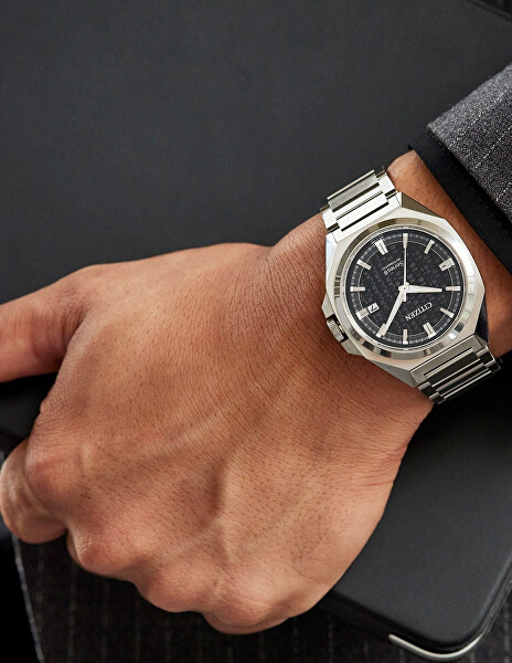 Series 8 831 Automatic NB6050-51E