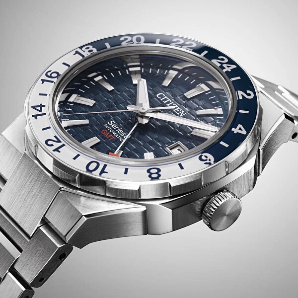 Series 8 GMT Automatic NB6034-58L