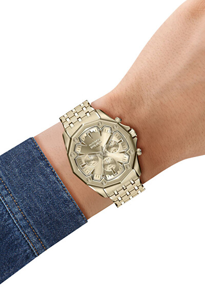 Stinger Chronograph DZ4707
