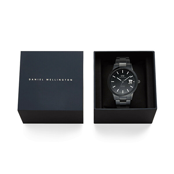 Iconic Automatic 40 Link B Black DW00100753