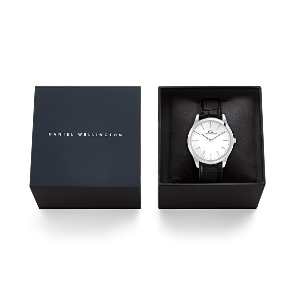 Pathfinder 39 Black-Croc Frost-White S DW00100980