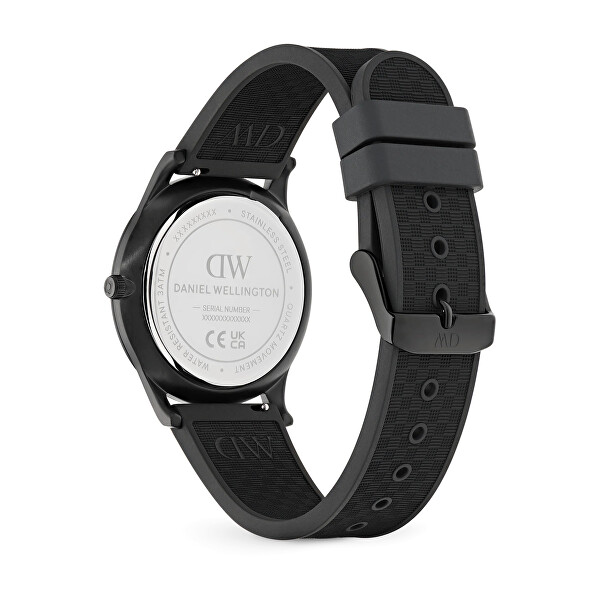 Pathfinder 39 Black-Rubber Black DW00100981