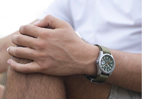 Field Swiss Made 20082/2
