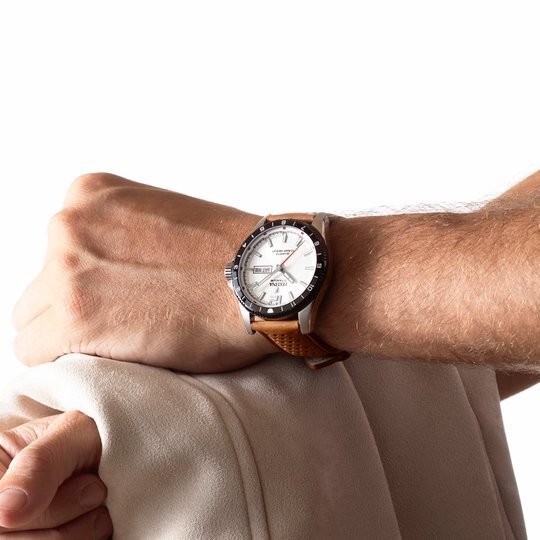 Titanium Date 20699/1