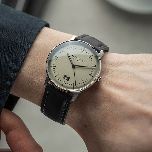 Naos Big Date S01-NAG26-BR02