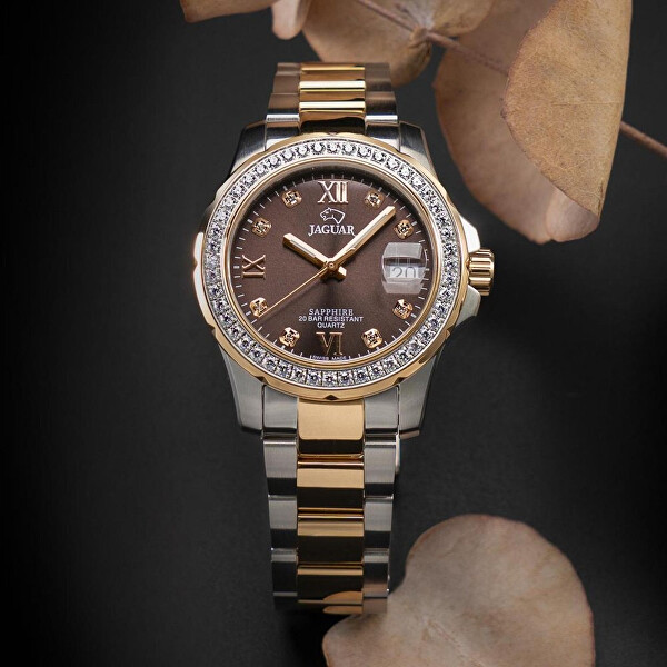 Woman Diver J894/2