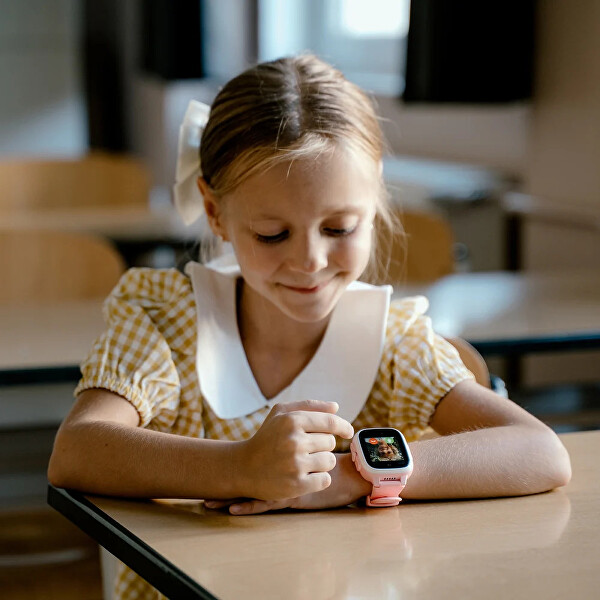 WatchY4 Play Pink 8595724901310