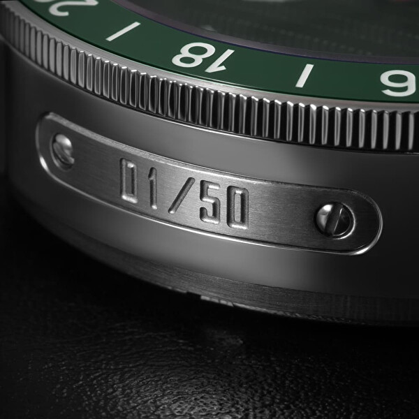 Limited edition Tritium 26 Automatic GMT W91P.13266.A