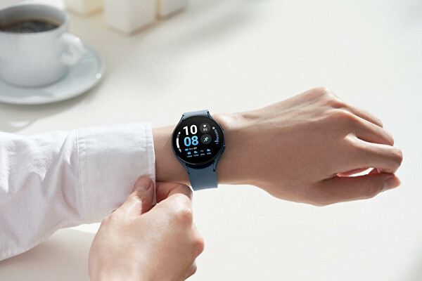 Samsung Galaxy Watch5 44 mm LTE SM-R915FZAAEUE šedé