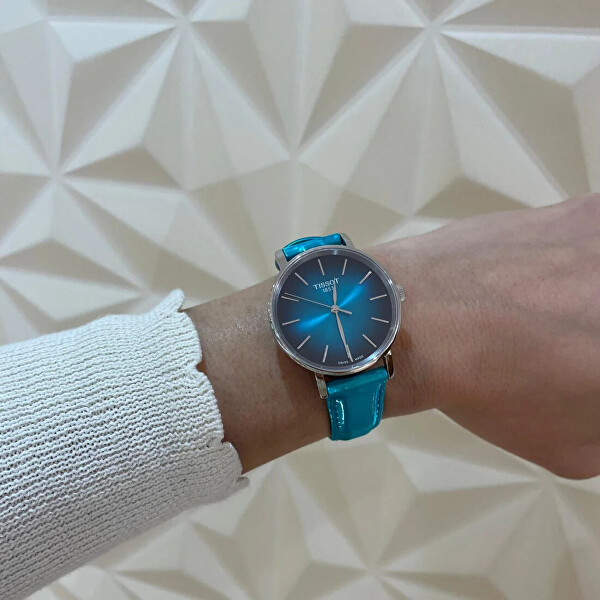 Everytime Lady T143.210.17.091.00