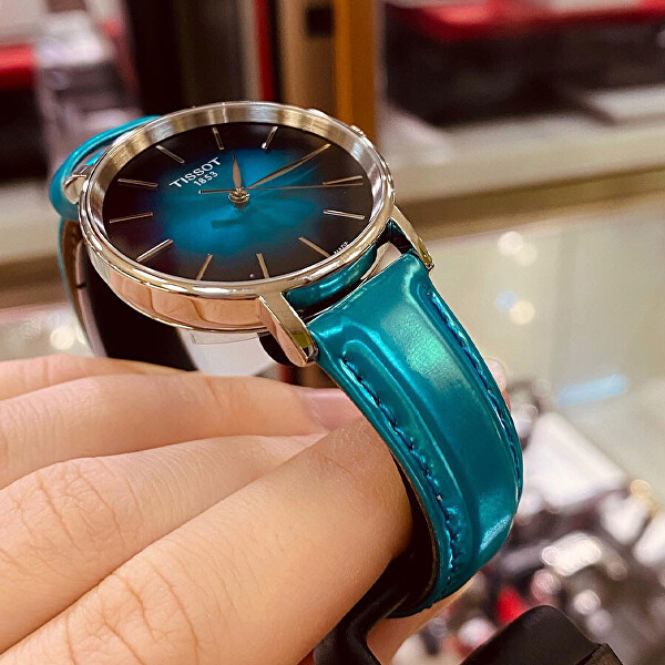 Everytime Lady T143.210.17.091.00