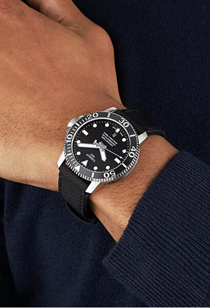 Seastar 1000 Automatic – T120.407.17.051.00