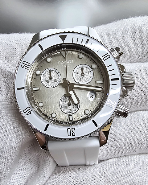 Seastar 1000 Quartz Chronograph T120.217.17.011.00