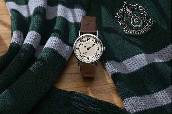 Harry Potter x Weekender Slytherin House Limited Edition TW2Y76400QY