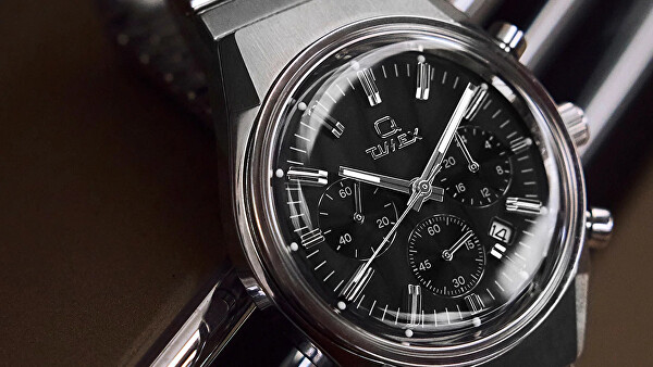 Q Falcon Eye Chronograph TW2Y34800UK