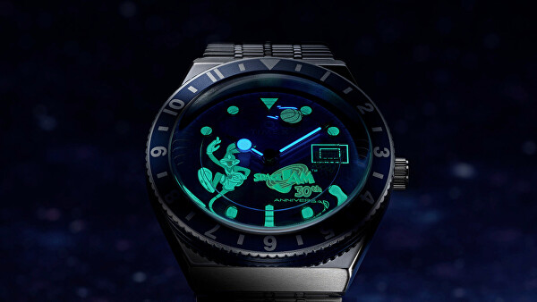 Q Quartz Space Jam 30th Anniversary Limited Edition TW2Y79100QY