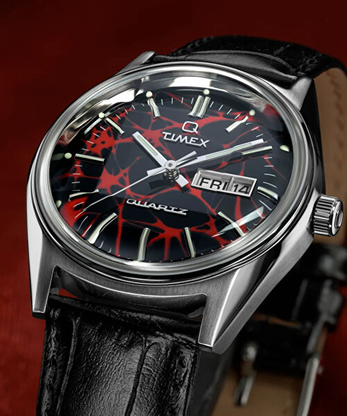 Q Red Vega 1978 Reissue TW2Y55700UK