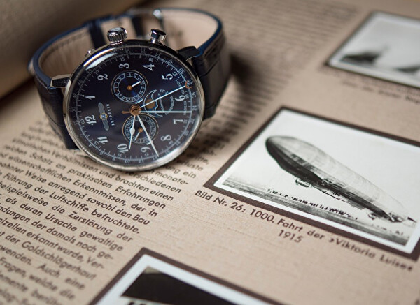 LZ 129 Hindenburg Chronograph Moonphase 7036-3