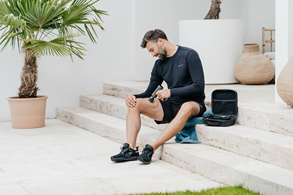 Masážní pistole MG195