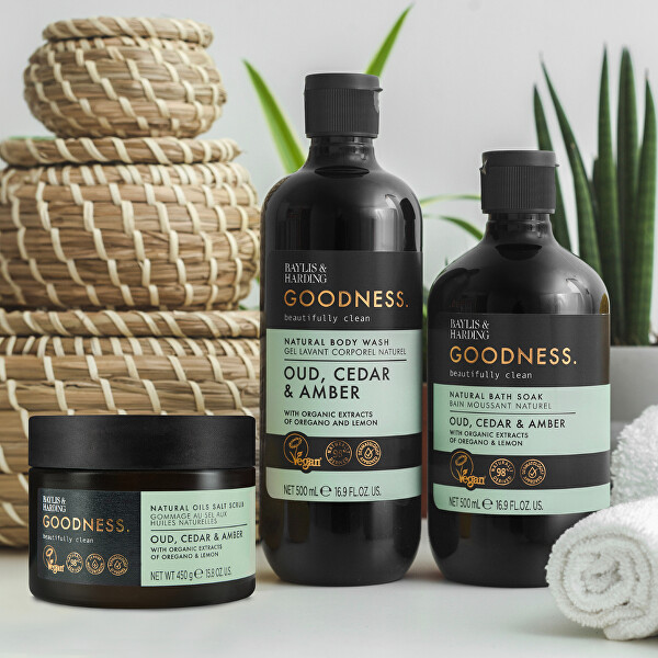 Tělový peeling Oud, Cedrové dřevo & Ambra 450 g