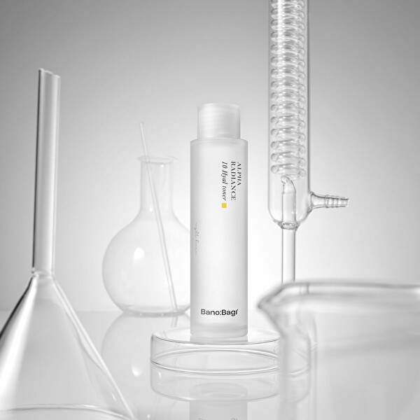 Rozjasňující a hydratační pleťové tonikum Alpha Radiance (10 Hyal Toner) 120 ml